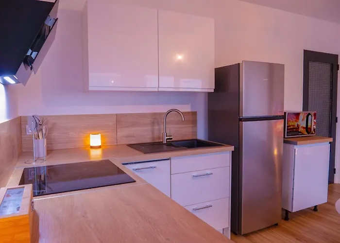 Le Panoramik Gare, Option Parking, Balcon *